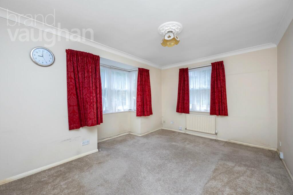 2 bed Ground Flat