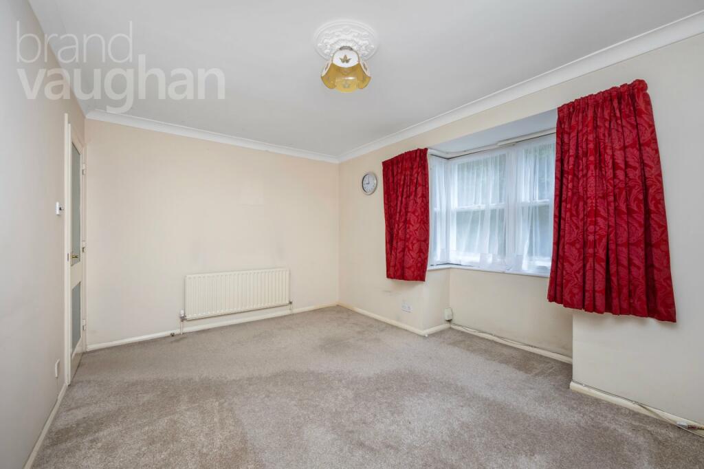 2 bed Ground Flat