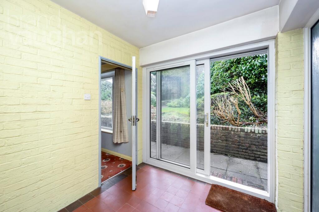 2 bed Detached Bungalow
