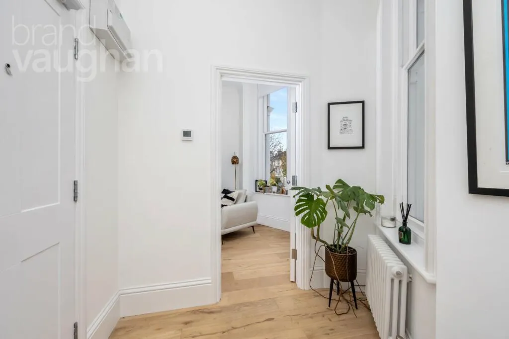 2 bed Apartment