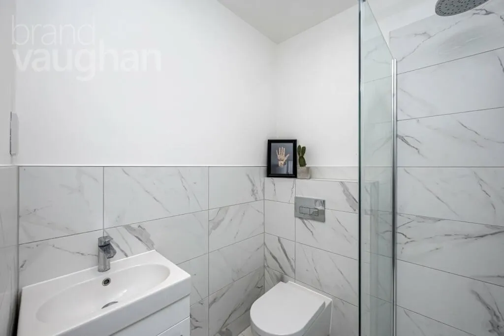 2 bed Apartment