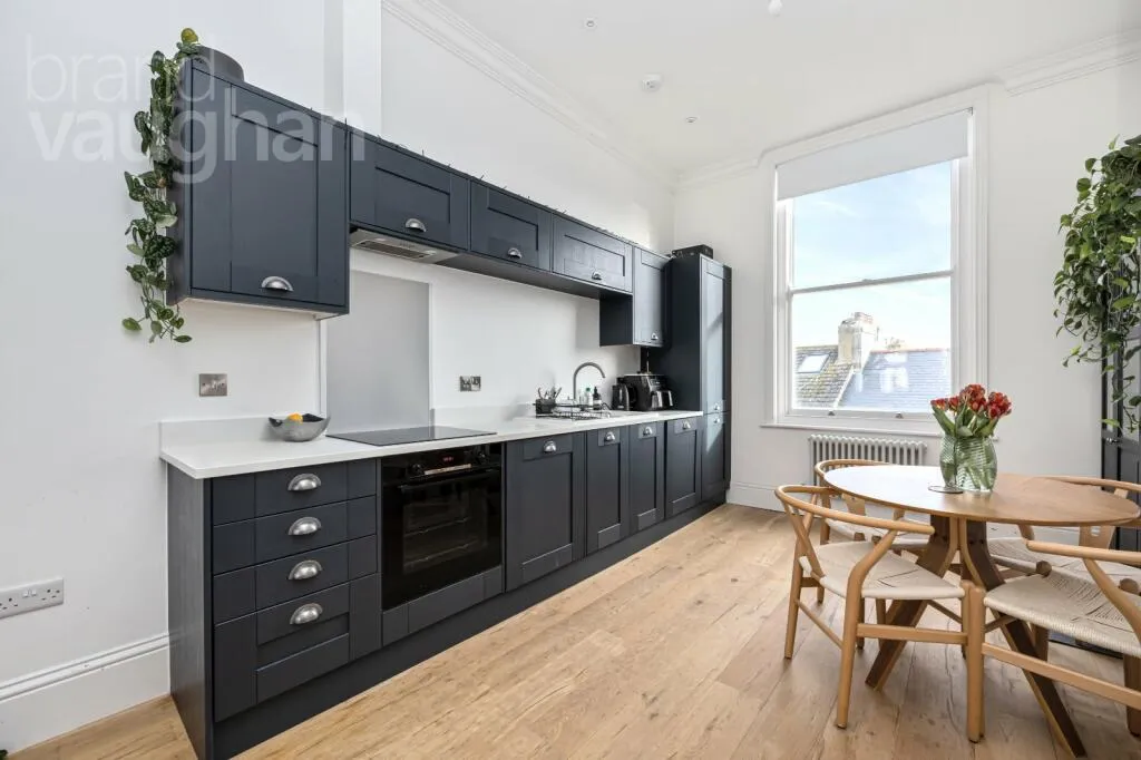 2 bed Apartment
