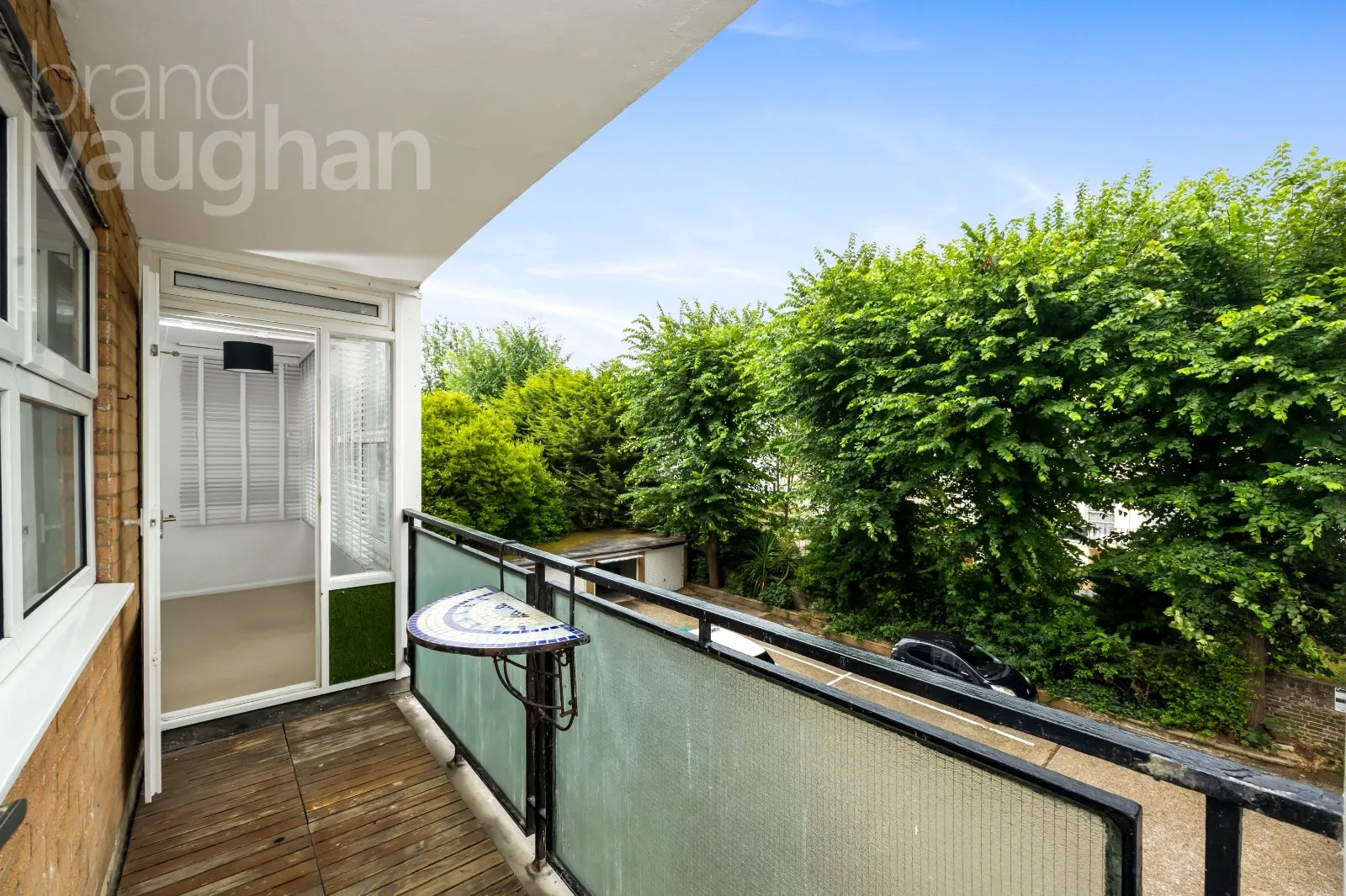 2 bed Apartment
