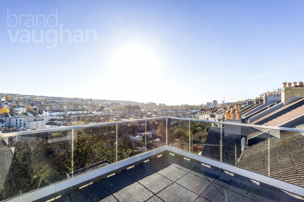 2 bed Terraced