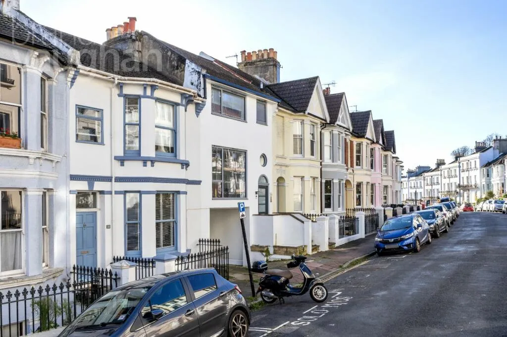 2 bed Terraced