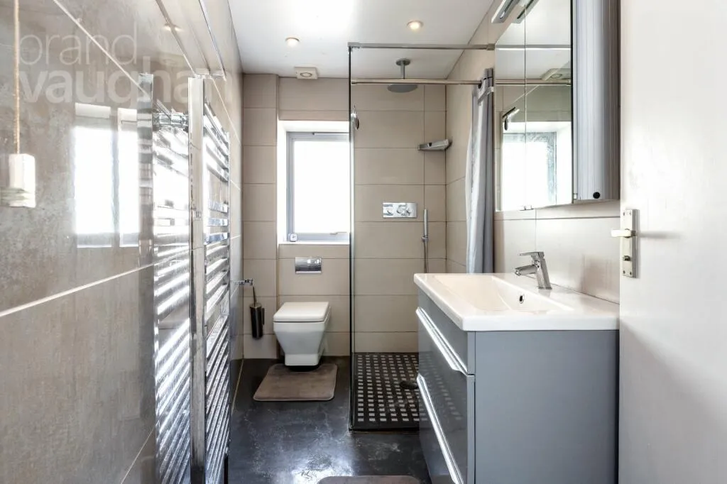 2 bed Terraced