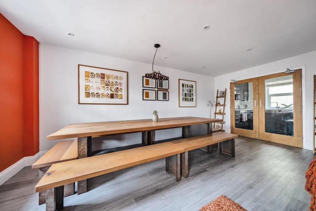 3 bed Terraced