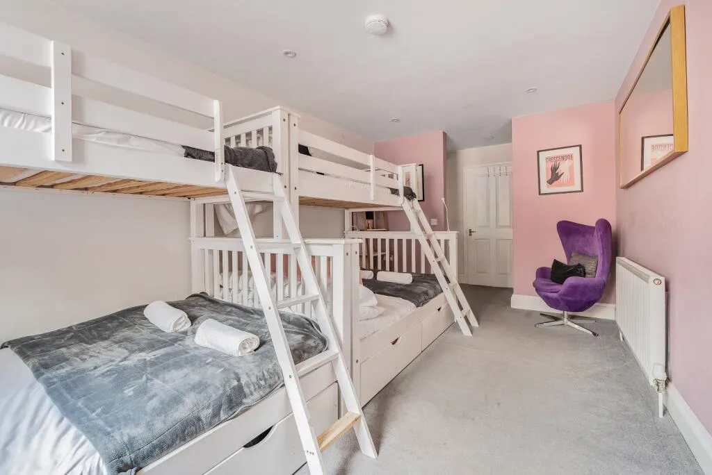 3 bed Terraced