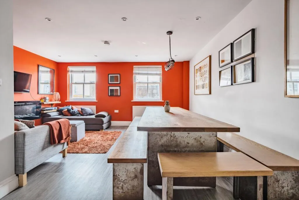 3 bed Terraced