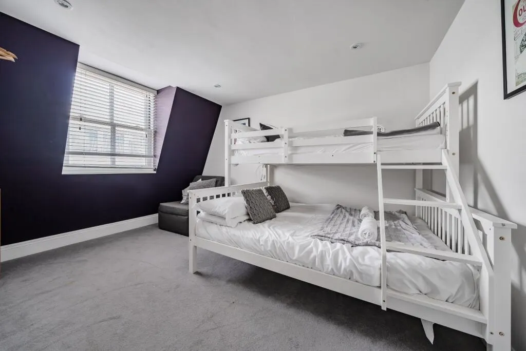 3 bed Terraced