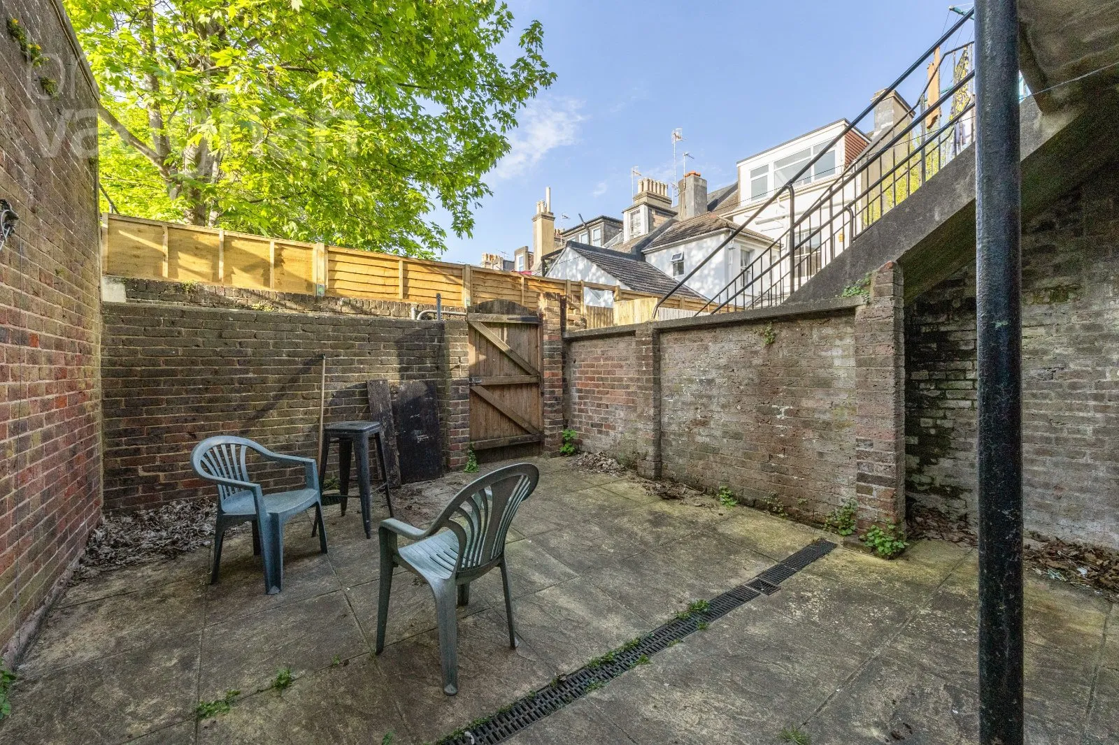 5 bed Terraced