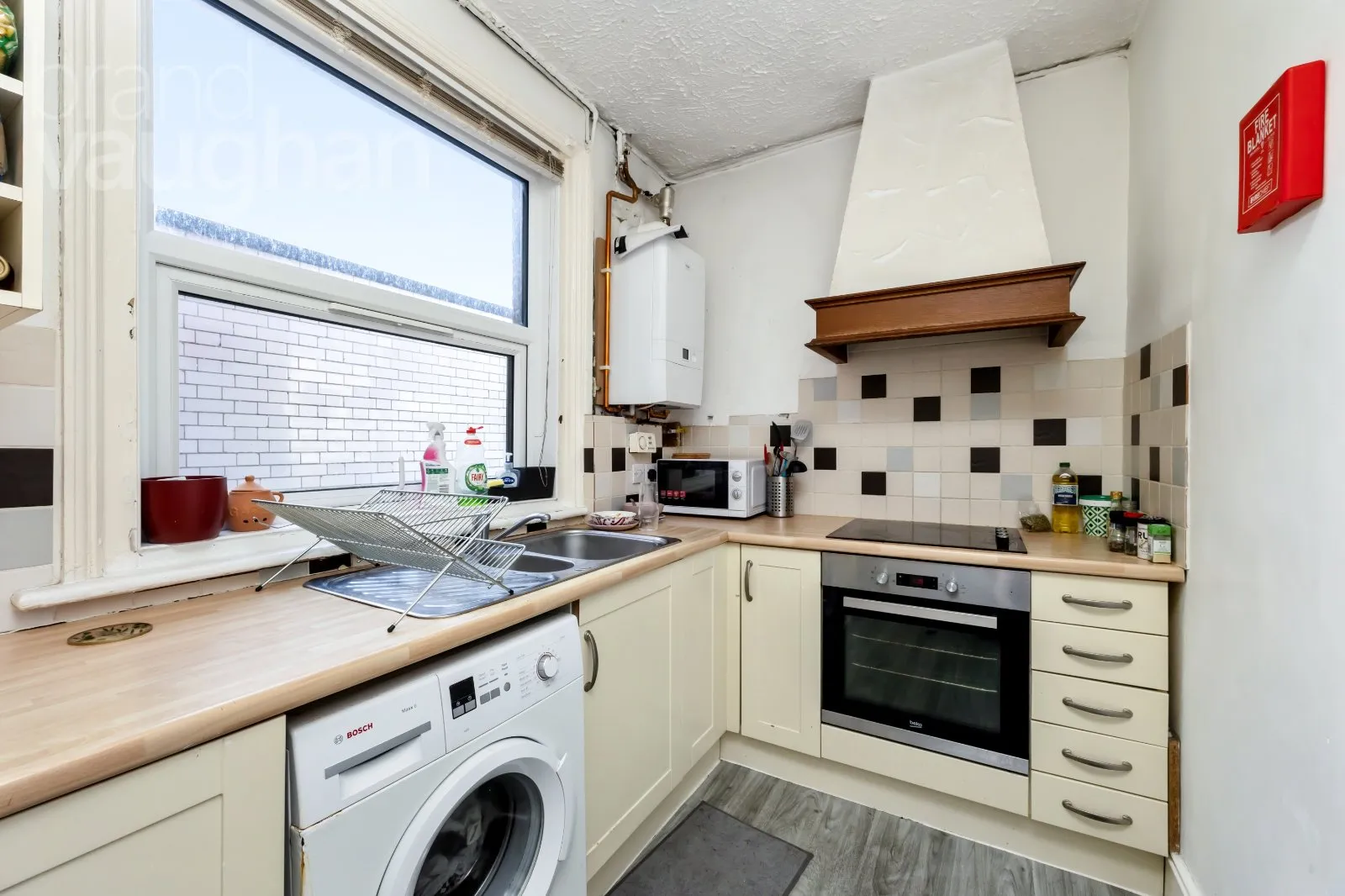 5 bed Terraced