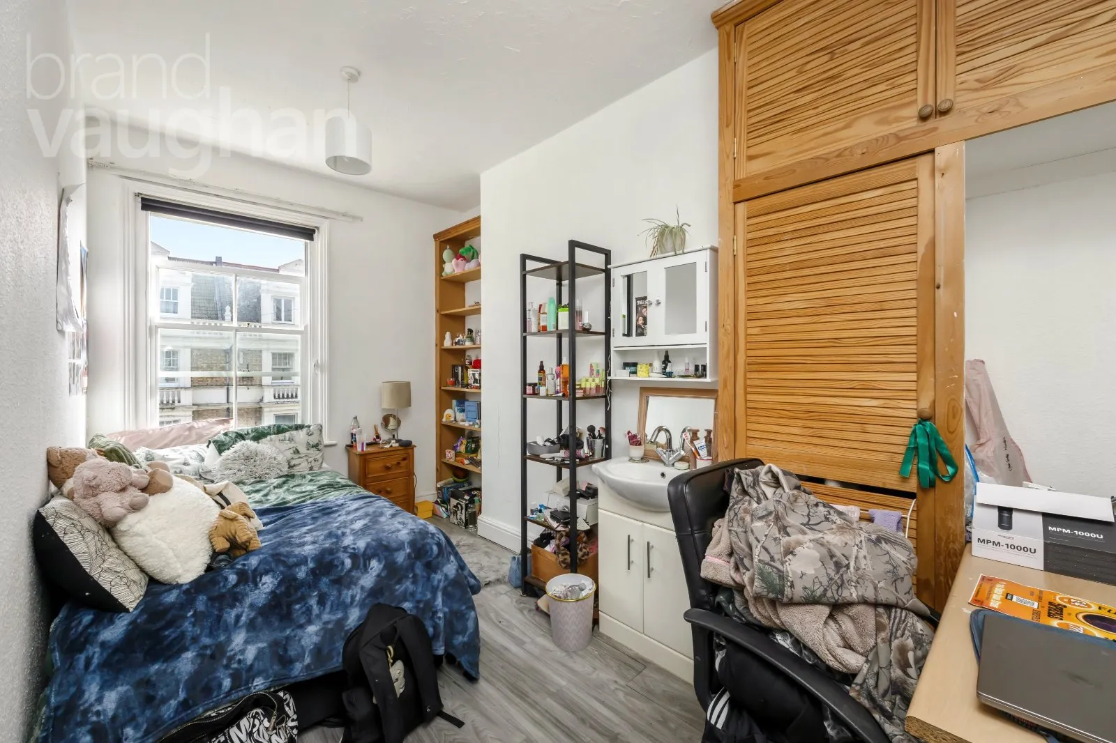 5 bed Terraced