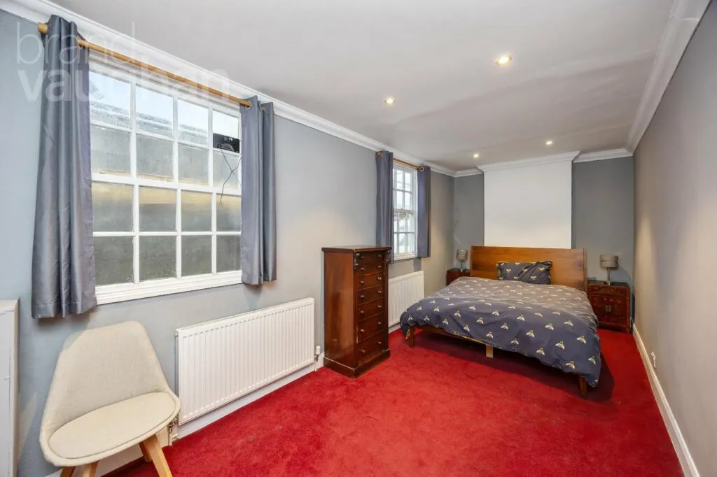 1 bed Apartment