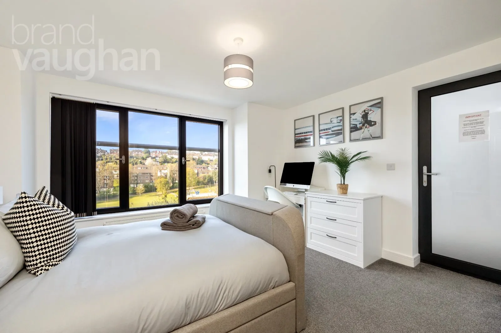 4 bed Detached