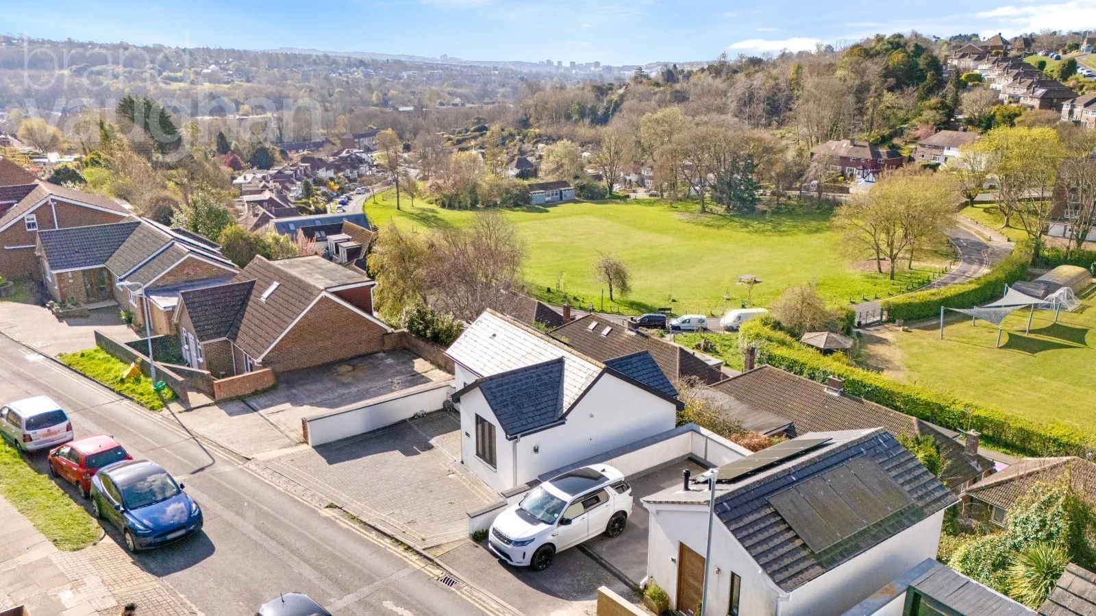 4 bed Detached
