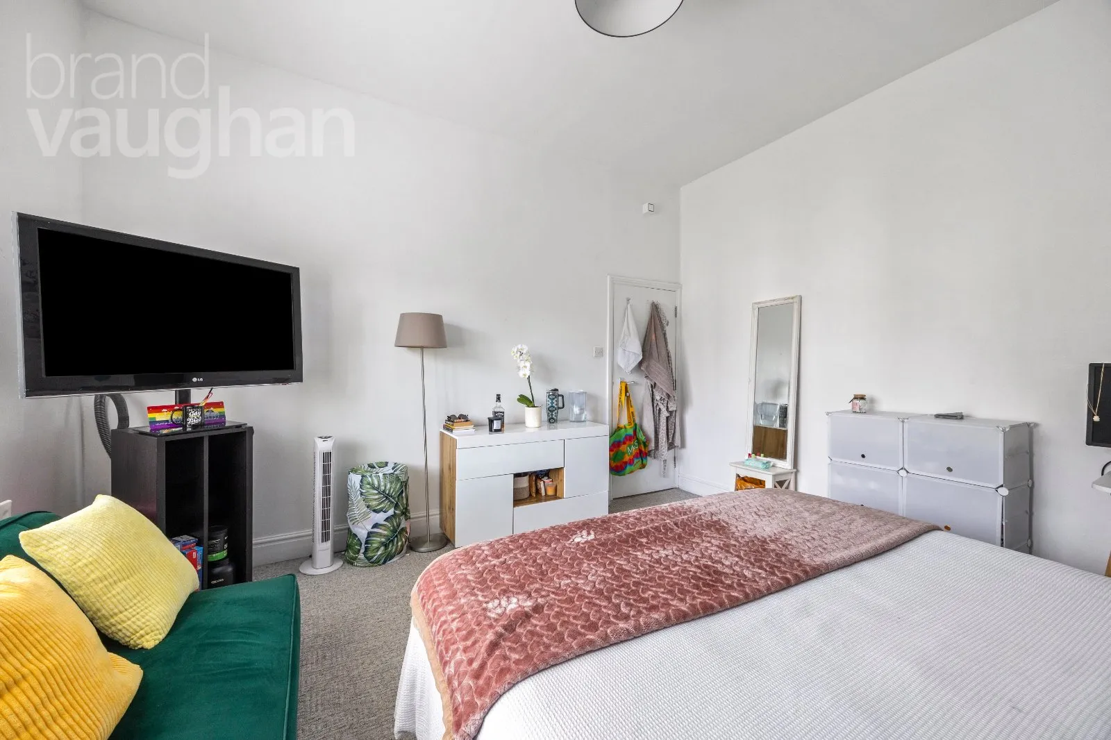 2 bed Apartment