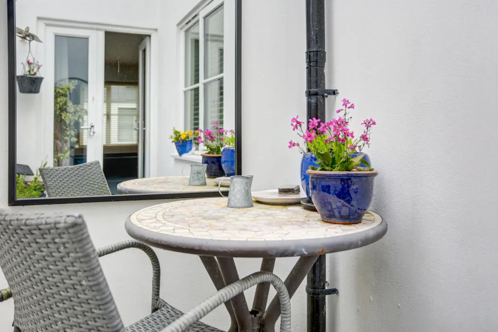 2 bed Semi-Detached Bungalow