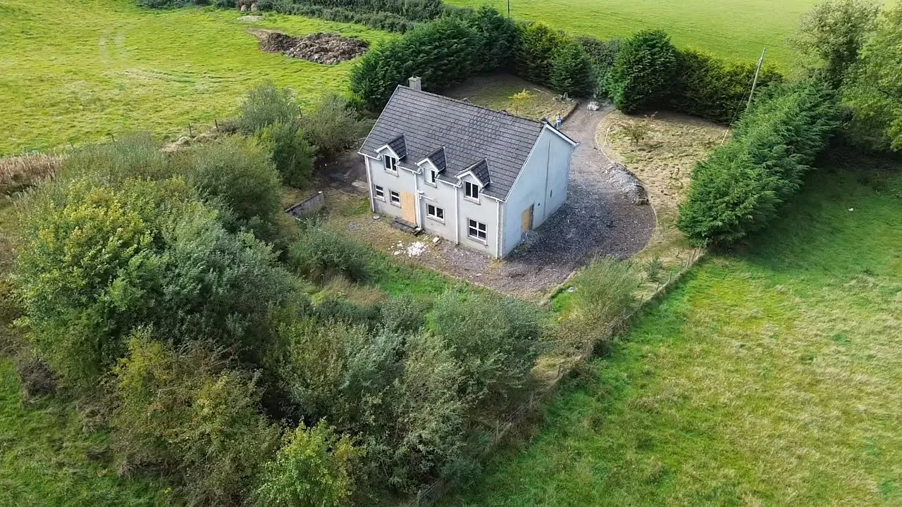 Dooish, Newtowncunningham, County Donegal, F93 A0E0 - Online Auctions