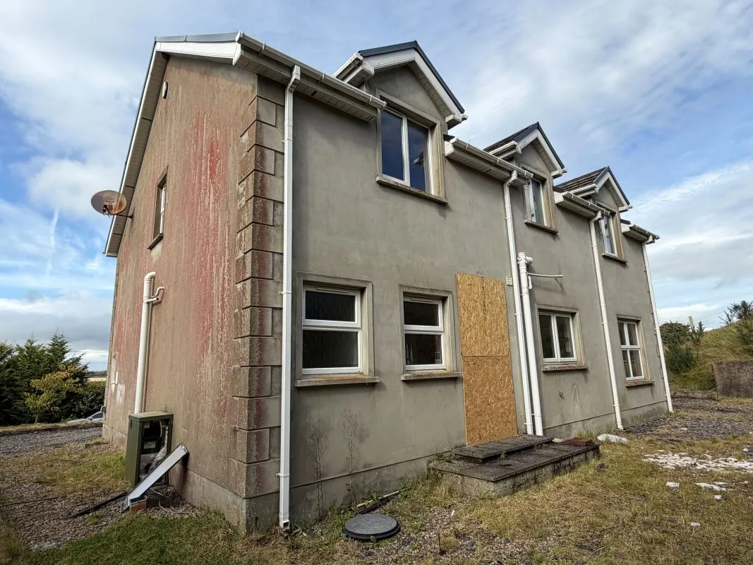 Dooish, Newtowncunningham, County Donegal, F93 A0E0 - Online Auctions