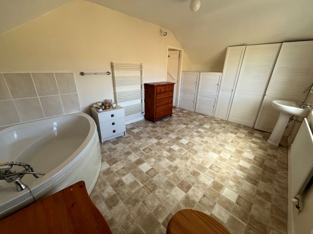 Ardmanagh, Schull, Co. Cork, P81 E242 - Online Auctions