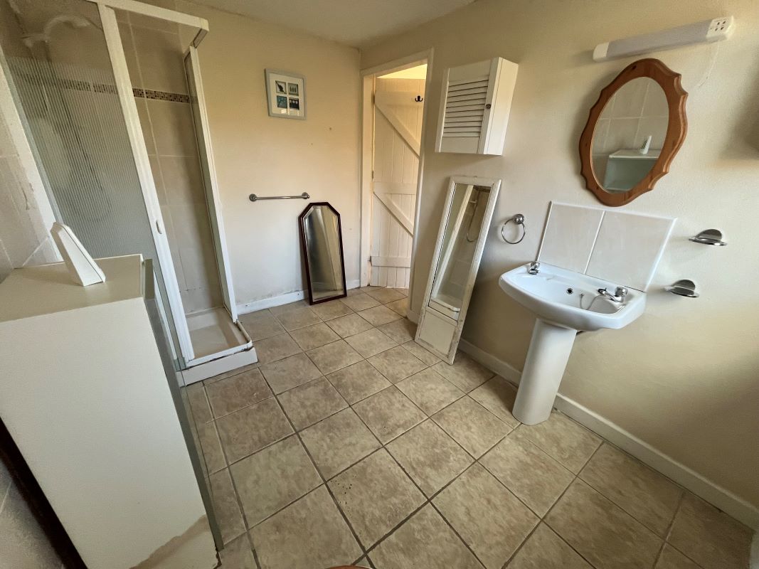 Ardmanagh, Schull, Co. Cork, P81 E242 - Online Auctions