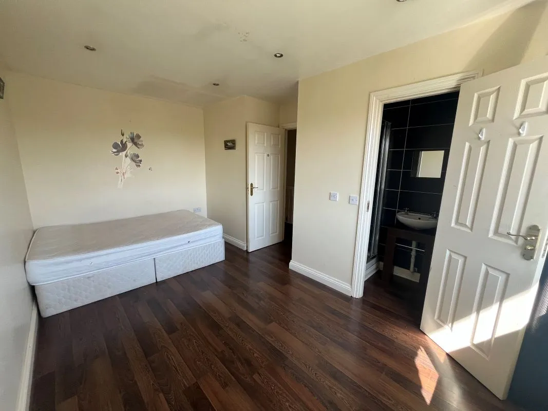 College Manor, Dundalk, Louth, A91 VH9K - Online Auctions
