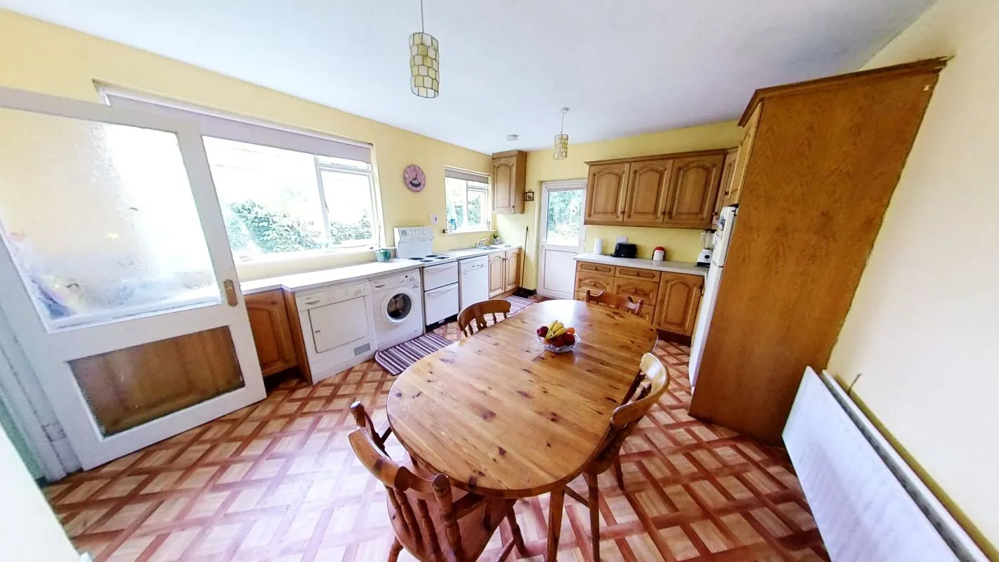 Botanic Road, Glasnevin, Dublin, D09 V2Y4 - Online Auctions