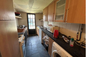 7 bed Terraced