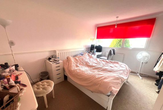 3 bed Terraced