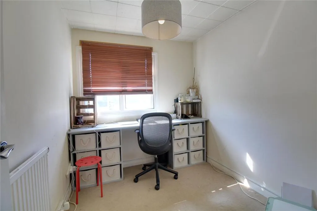 3 bed End of Terrace