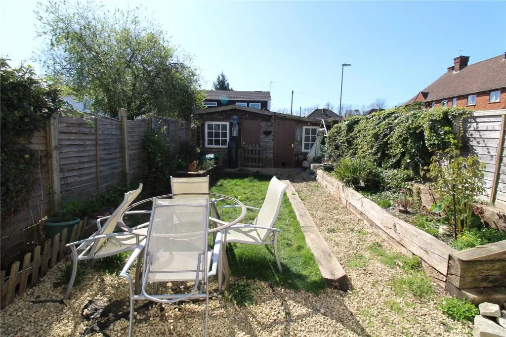 3 bed End of Terrace