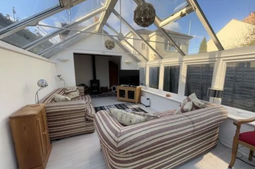 2 bed End of Terrace