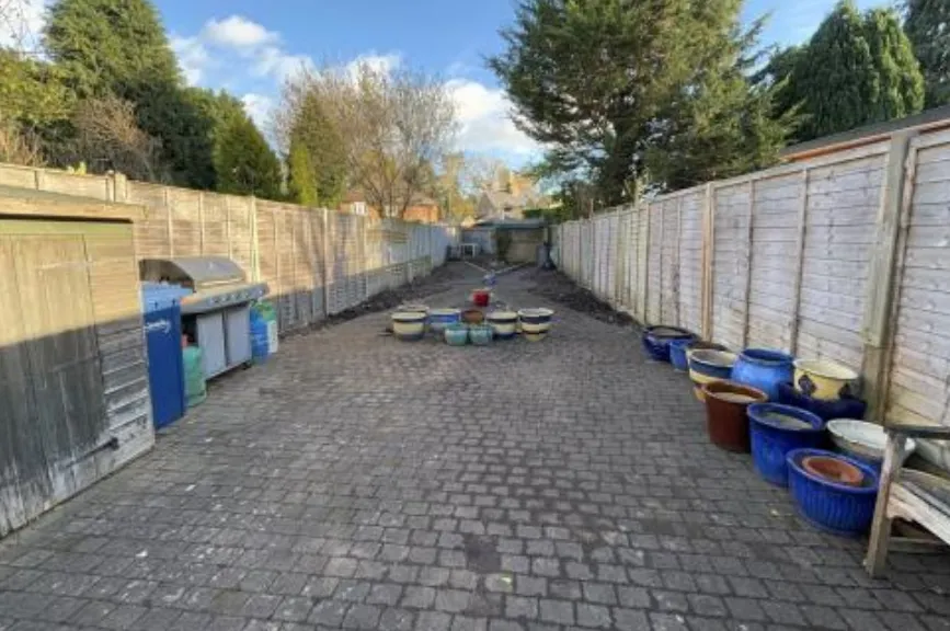 2 bed End of Terrace