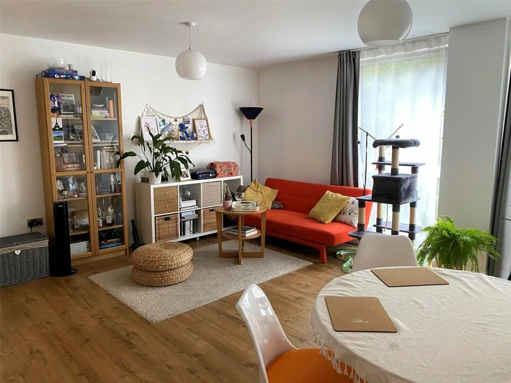 1 bed Apartment