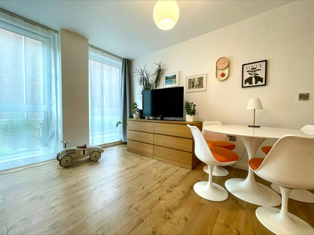 1 bed Apartment