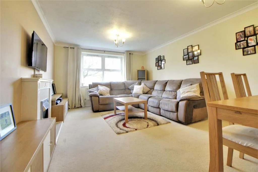 2 bed Apartment