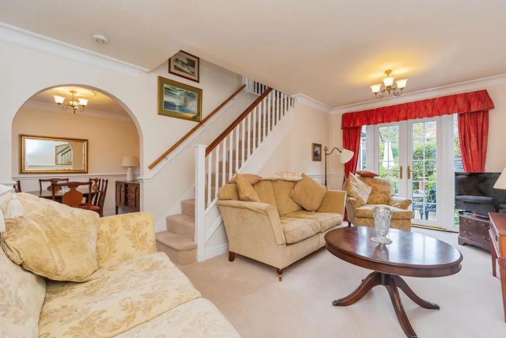 3 bed Terraced
