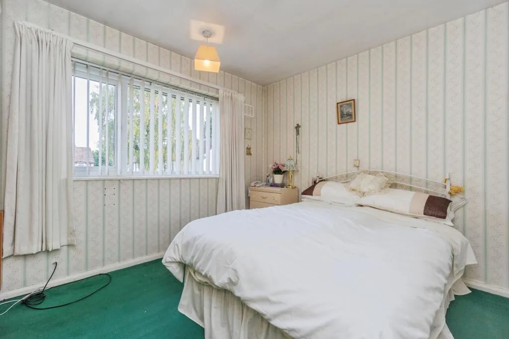 3 bed Semi-Detached