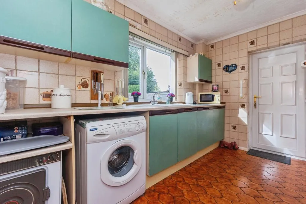 3 bed Semi-Detached