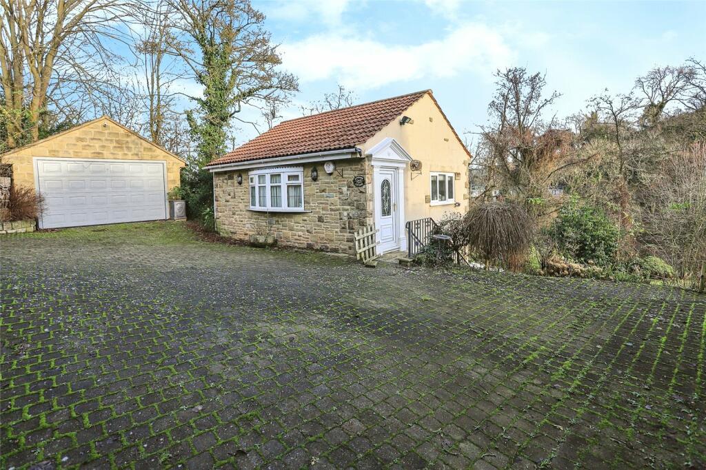 4 bed Detached