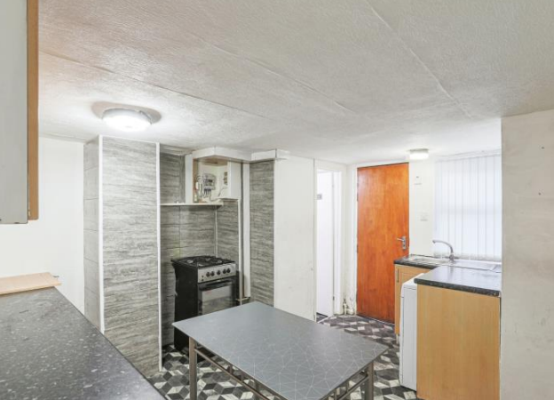 2 bed Terraced