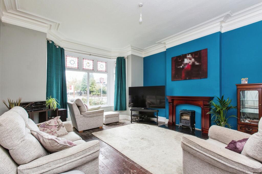 3 bed Semi-Detached
