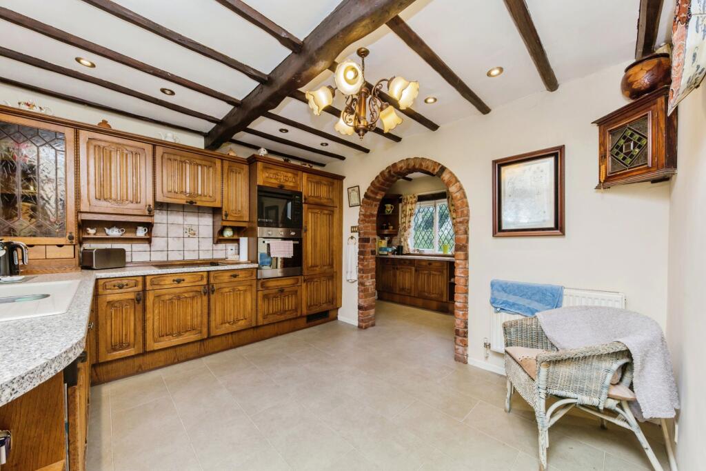 3 bed Character Property