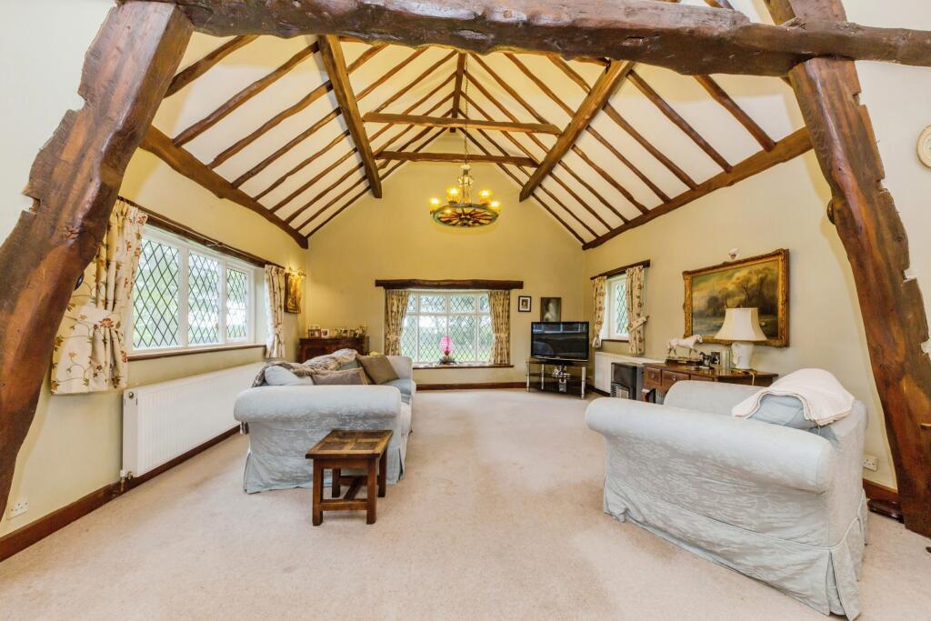 3 bed Character Property