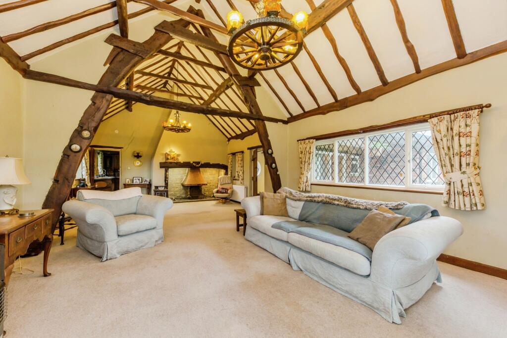 3 bed Character Property