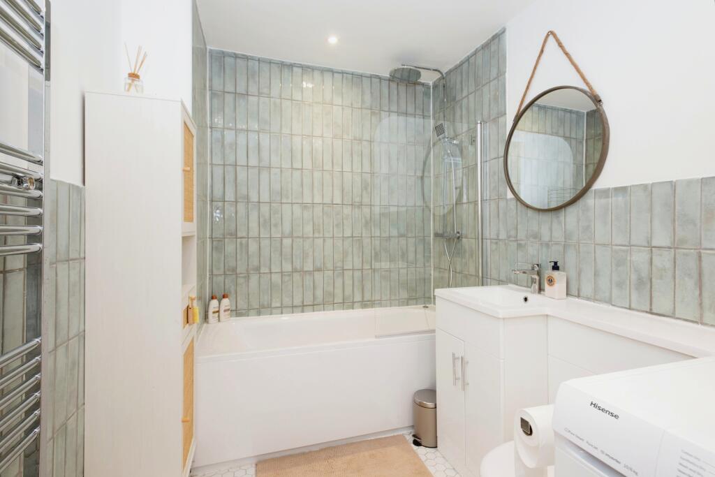 2 bed Apartment