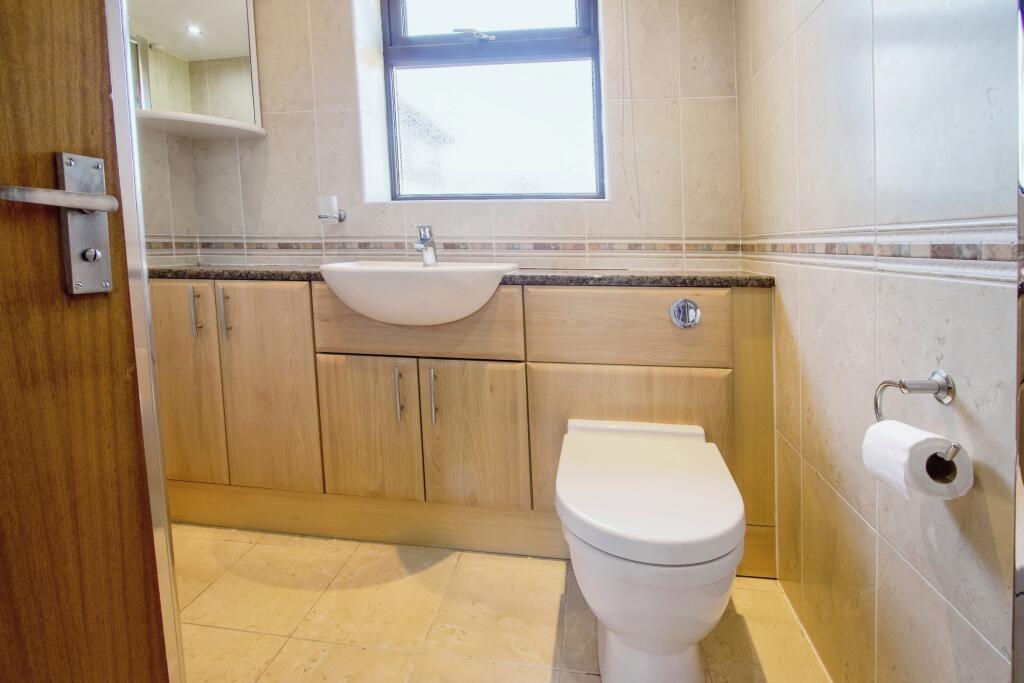 2 bed Detached Bungalow