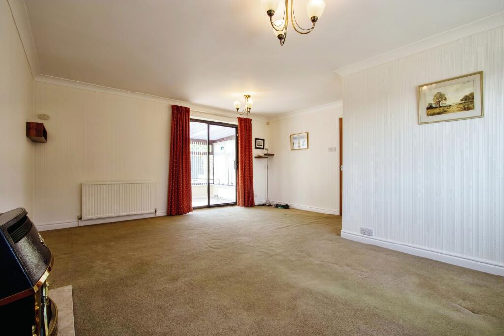 2 bed Detached Bungalow