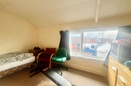 2 bed Terraced
